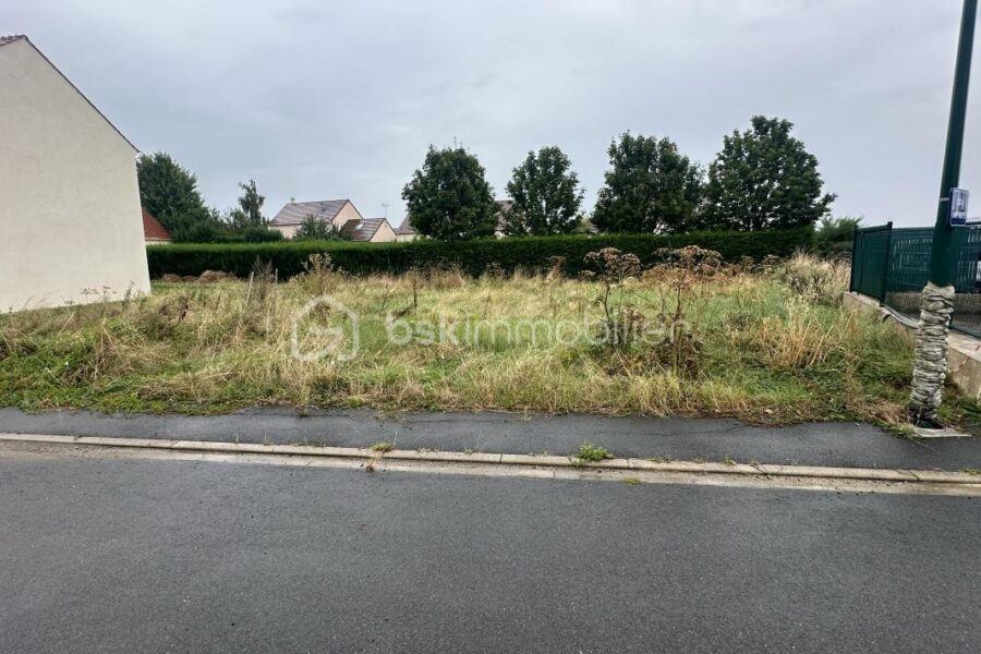 Terrain à vendre à Longnes — Vue dégagée — photo 2
