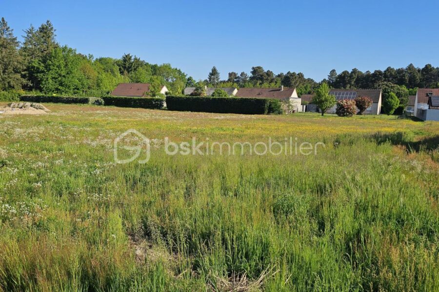 Terrain à vendre à Bray en val
