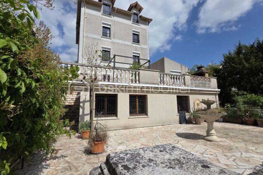 Maison à vendre à Varennes jarcy