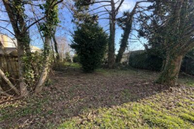 Terrain à vendre à Saint prix