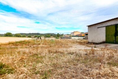 Terrain à vendre à Jonquieres