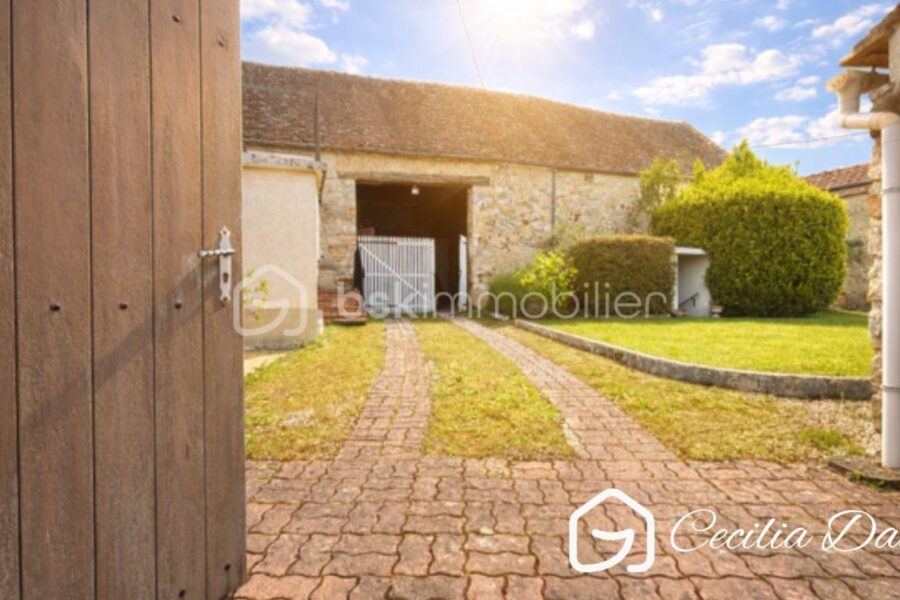 Maison à vendre à Villemanoche