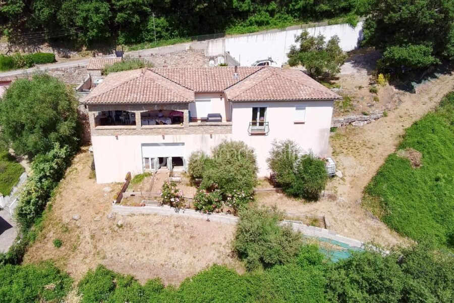 Maison à vendre à Poujols