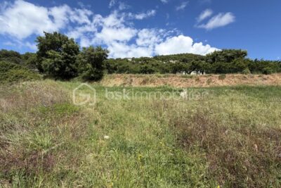 Terrain à vendre à Savasse
