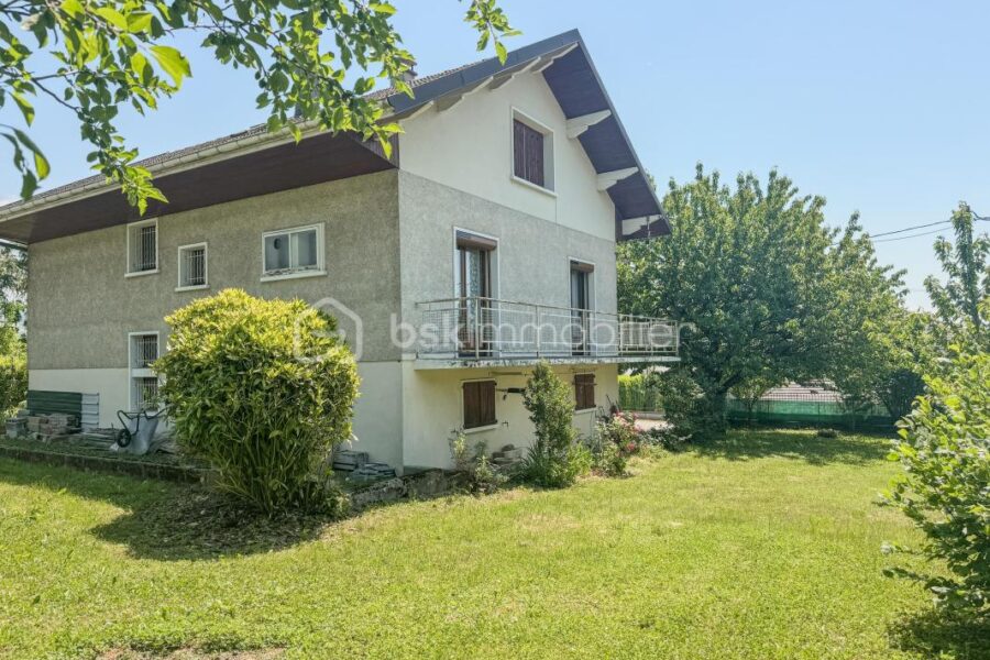Maison à vendre à Entrelacs
