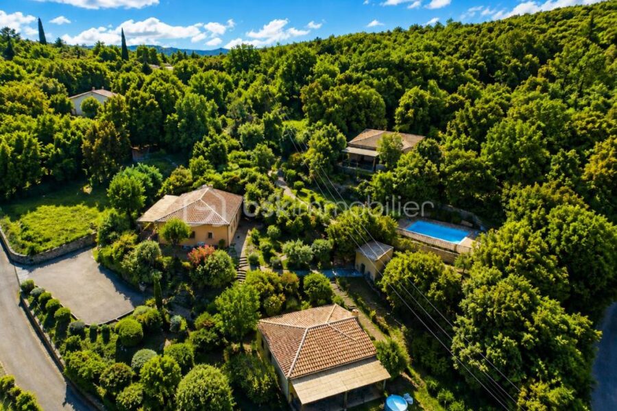 Maison à vendre à Premian