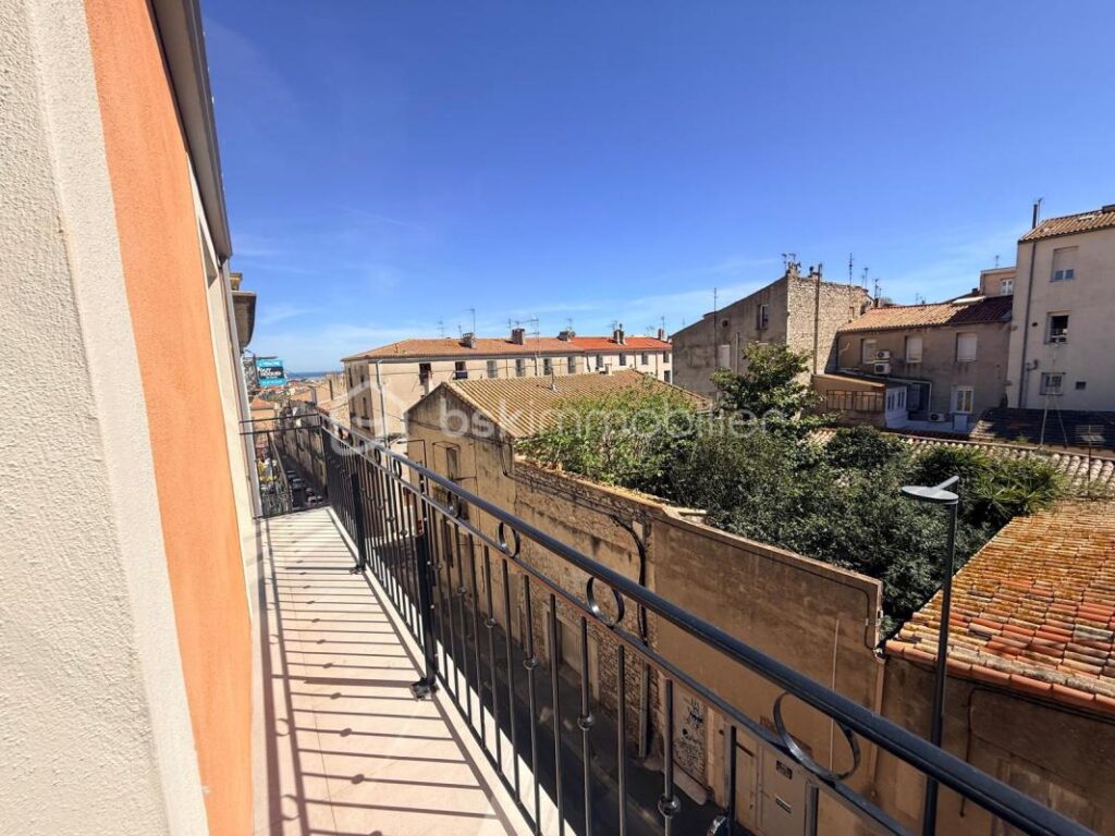 T3 en Duplex d’exception avec terrasse, vue Saint-Clair – haut standing à Sète – 3 pièces – 2 chambres – 81 m²