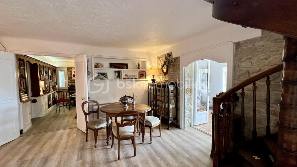 Villa 7 pièces La Colle-sur-Loup – Vue Saint-Paul-de-Vence – Maison d&rsquo;ami indépendante – 7 pièces – 5 chambres – 225 m²
