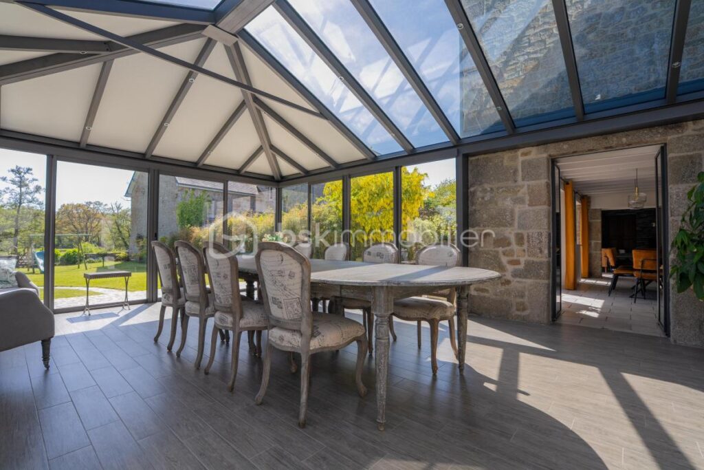 Votre havre de paix rural en pierre au cœur de Valcanville – 6 pièces – 3 chambres – 157 m²