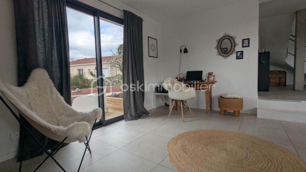 VILLA D&rsquo;ARCHITECTE – 6 pièces – 4 chambres – 163 m²