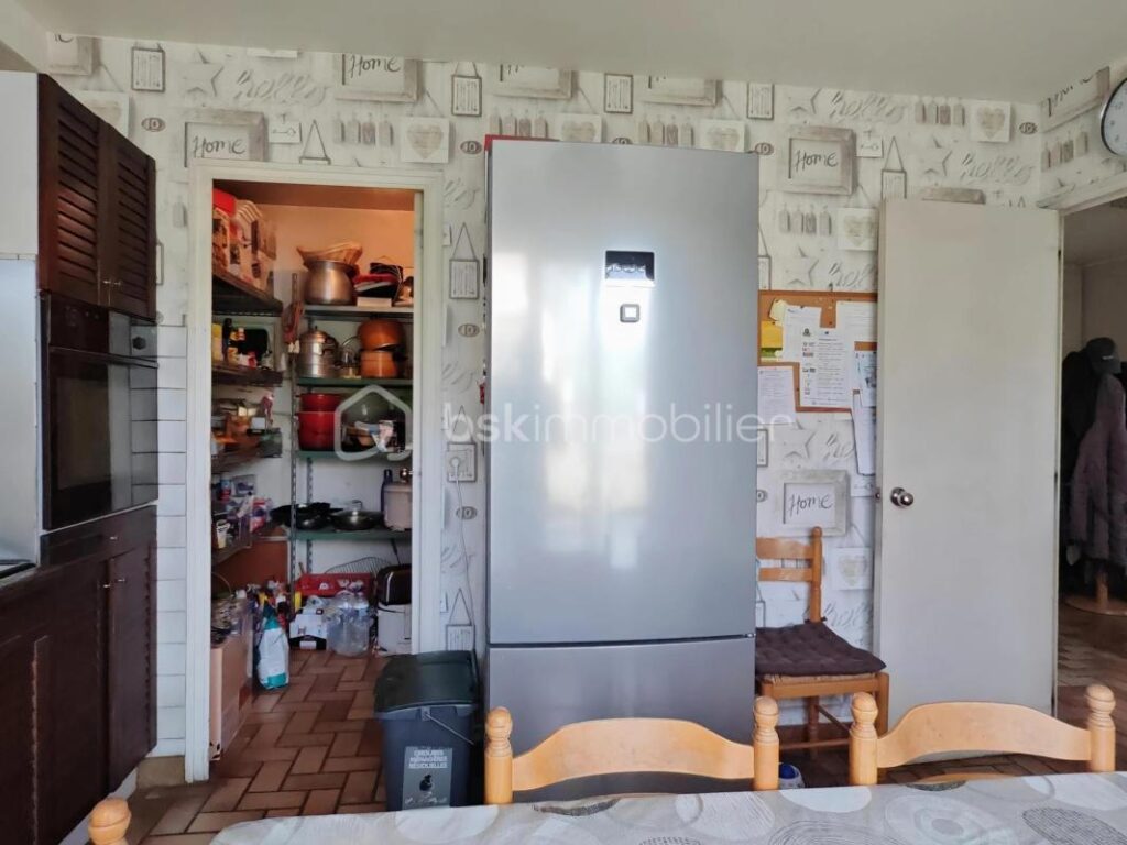 Maison familiale 5 pièces sur 3 niveaux – 137 m² – total surface au sol 250 m2 – Terrain 616m2 – Osny (95) – 5 pièces – 4 chambres – 137 m²