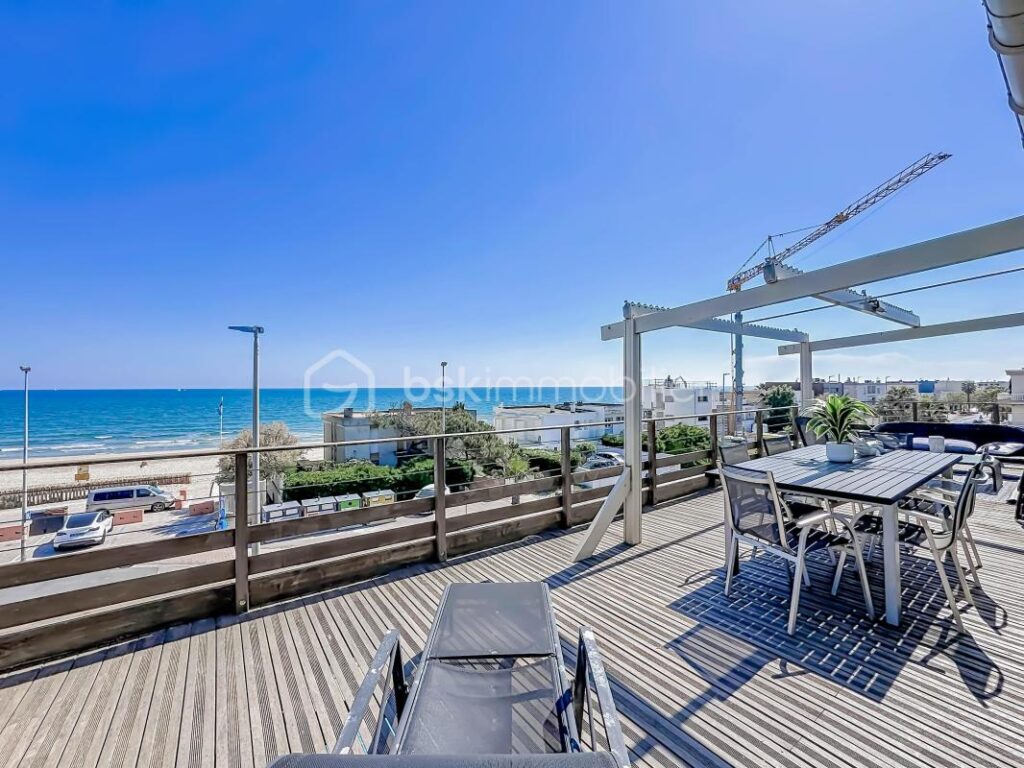 UNIQUE *** Magnifique Appartement T5 de 160m2 avec terrasse de 50m2 Vue Mer à PALAVAS *** – 5 pièces – 3 chambres – 160 m²