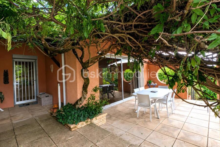 Maison à vendre à Cambon