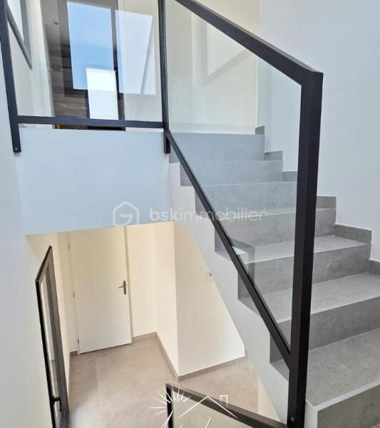 Maison à vendre à Poulx