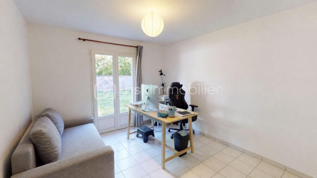 MAISON DE 100 M2 – 4 pièces – 3 chambres – 100 m²