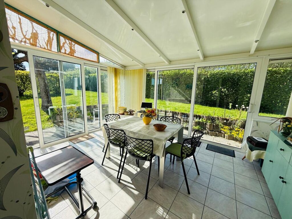 Maison d&rsquo;architecte /magnifique terrain /vue dégagée/15 Minutes CHU – 7 pièces – 5 chambres – 150 m²