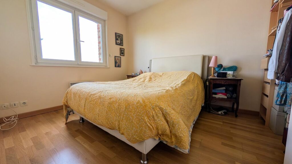 Pavillon individuel 115 m² sur sous-sol complet – 5 pièces – 3 chambres – 114 m²