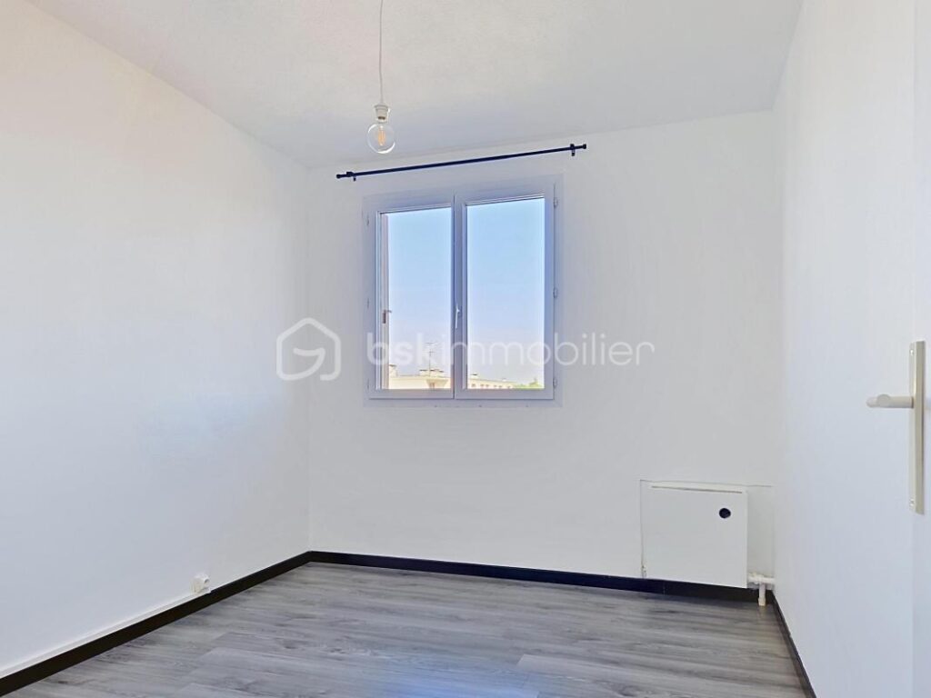 Appartement F4 résidence Chanteclair – 4 pièces – 3 chambres – 72 m²