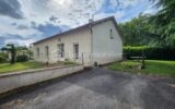 Pavillon de plain-pied – 105 m² habitables – beau potentiel d’aménagement – 4 pièces – 2 chambres – 105 m²