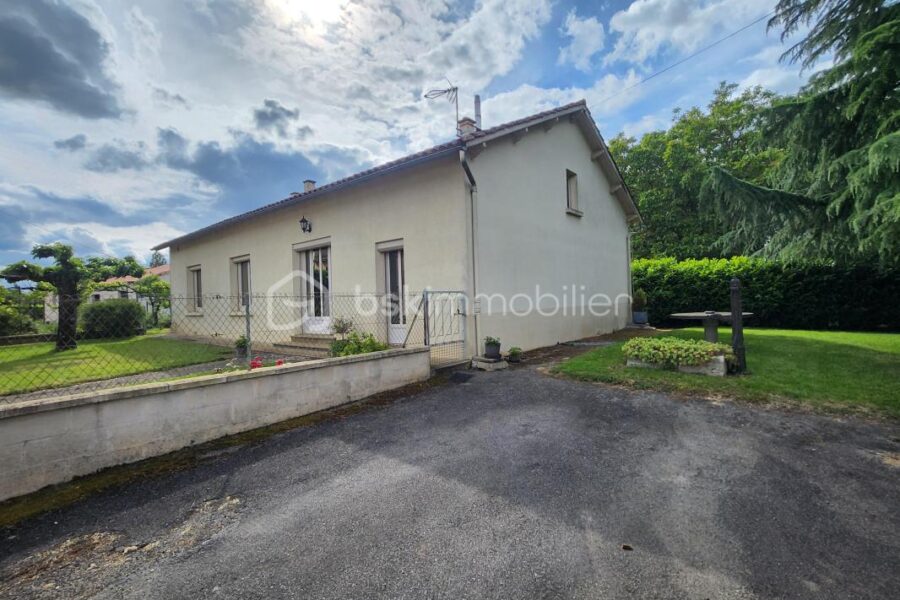 Maison à vendre à Rouille