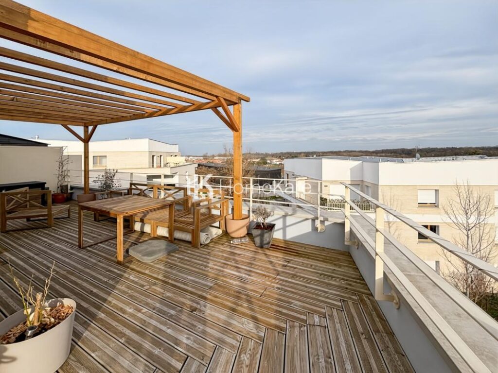 RARE SUR LE SECTEUR: VOUS N&rsquo;AVEZ PLUS QU&rsquo;A POSER LES VALISES ! – 4 pièces – 3 chambres – 90 m²