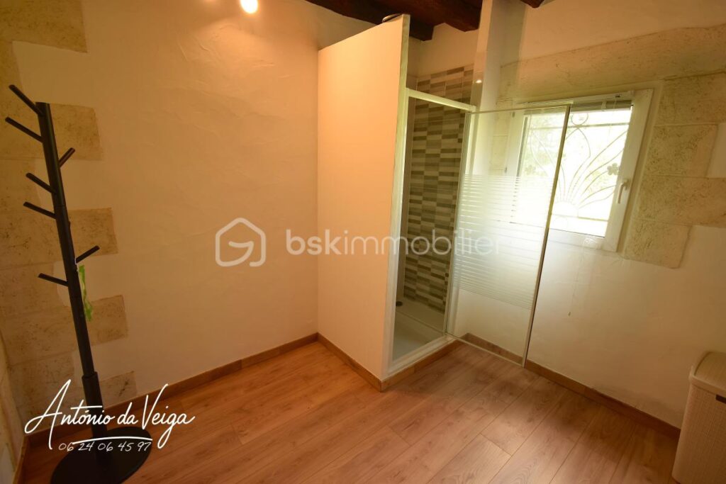 ✨ Maison d’Exception avec Piscine & Dépendance – Un Cadre de Vie Rare ! – 8 pièces – 3 chambres – 260 m²