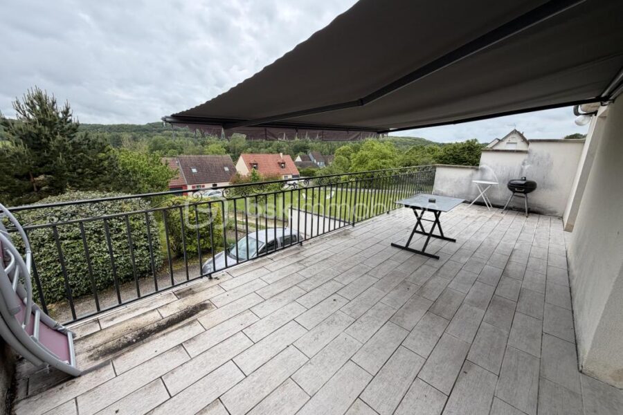 Maison à vendre à Saint loup de naud