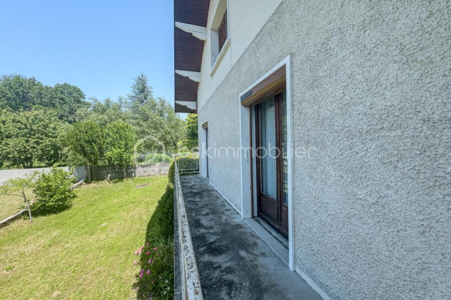 Maison à vendre à Entrelacs