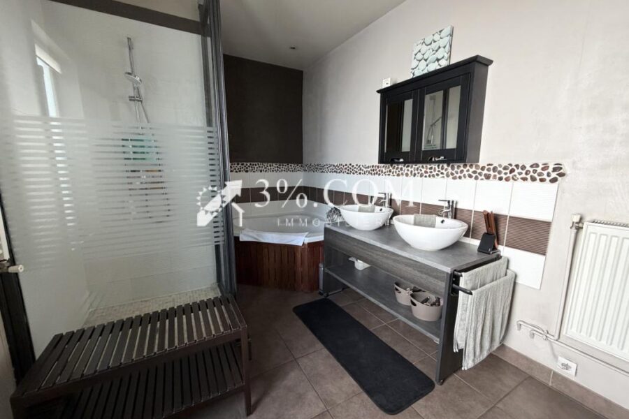 Maison à vendre à Neuville en ferrain