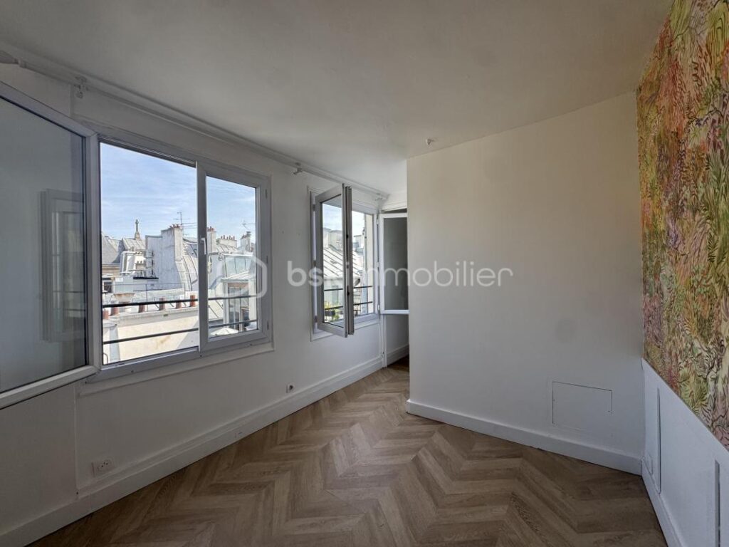 RARE – Rue Saint-Honoré- T2 39 m2 + terrasse – 2 pièces – 1 chambre – 50 m²