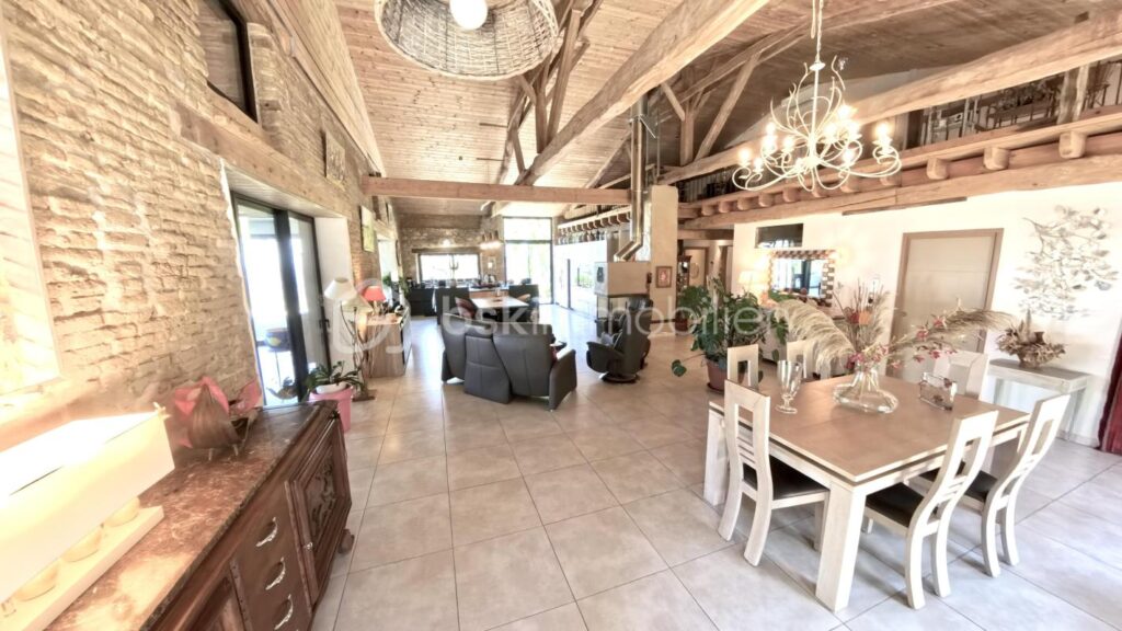 Demeure de charme entre Toulouse et Montauban – 8 pièces – 4 chambres – 330 m²