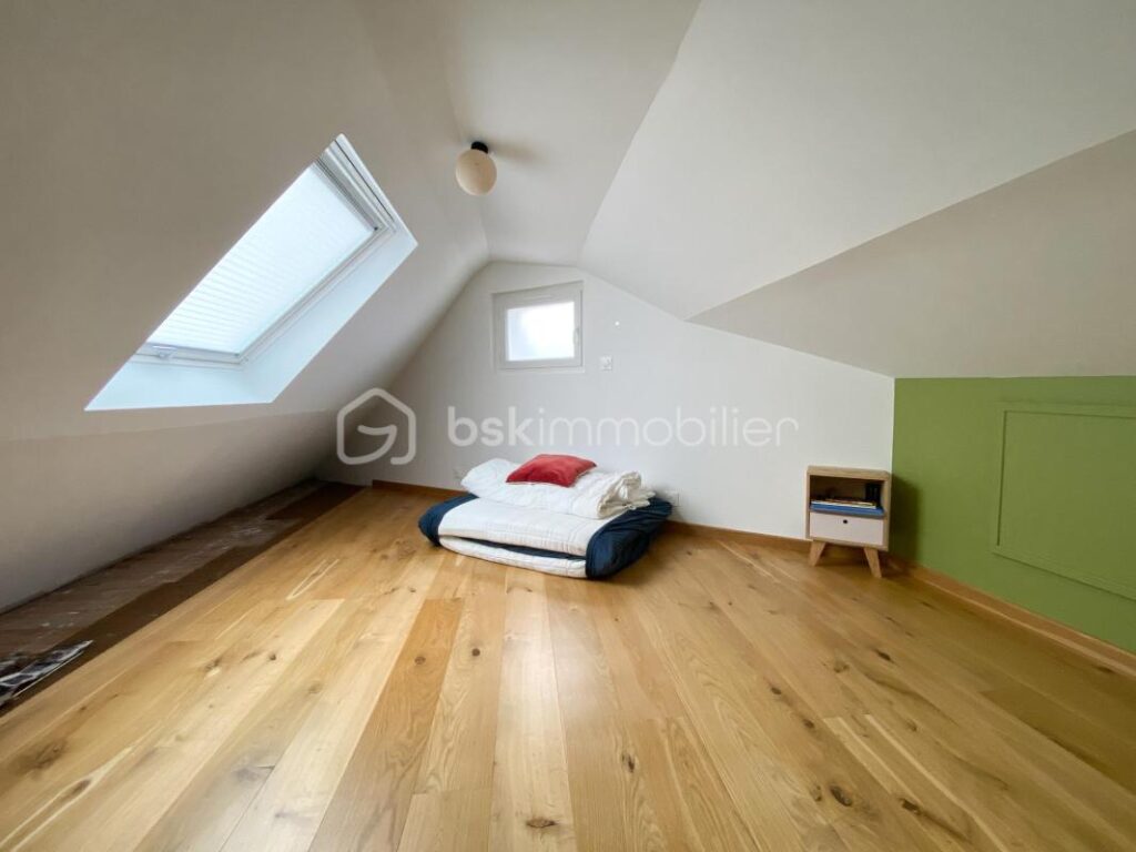 A 100 mètres des plages de Portsall – 5 pièces – 3 chambres – 121 m²