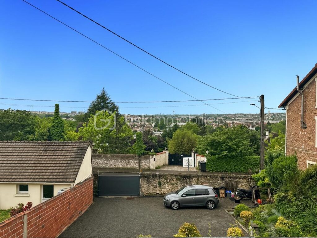 Maison individuelle sur sous-sol total – 4 pièces – 3 chambres – 90 m²