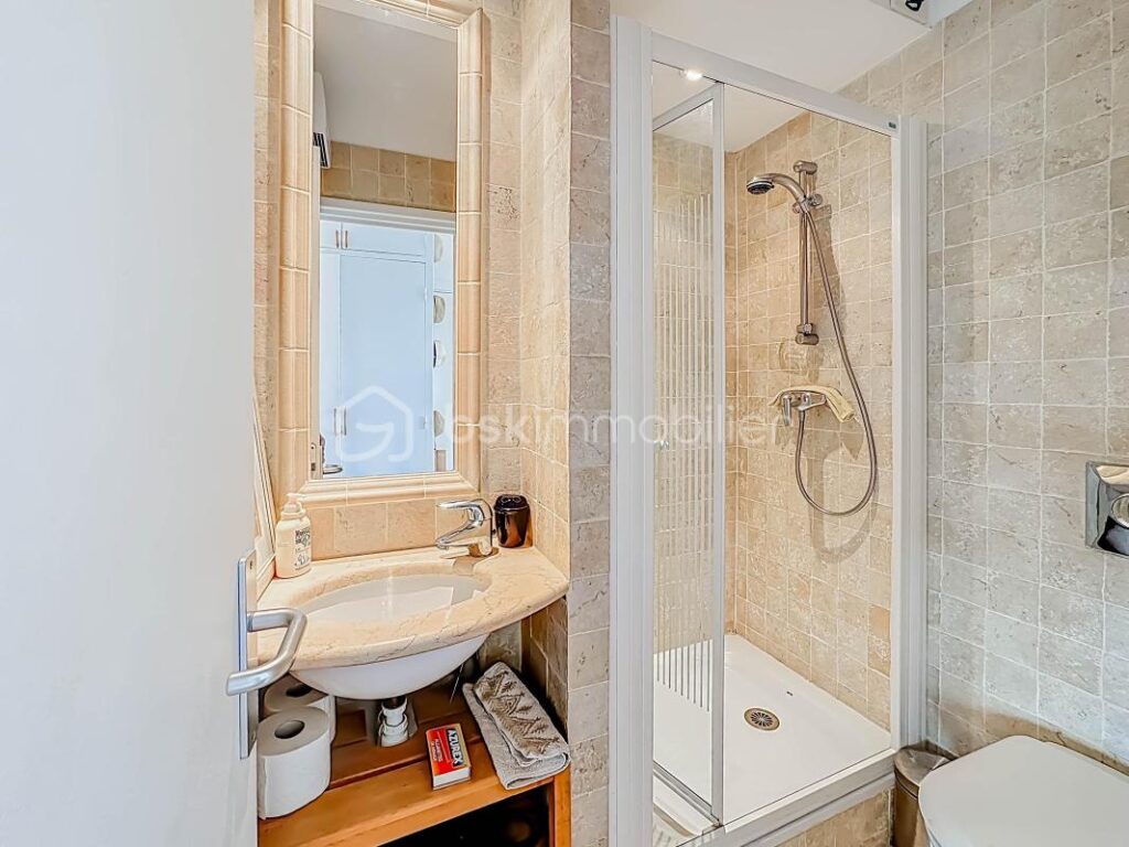 *** Magnifique Appartement T3 de standing Dernier étage Vue Mer Piscine à Port Camargue *** – 3 pièces – 2 chambres – 70 m²