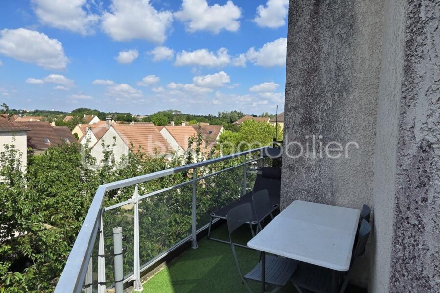 Appartement à vendre à Pontault combault — Vue sur la ville — photo 1