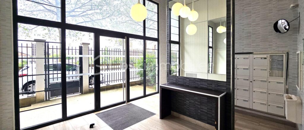 COUP DE CŒUR – BORD DE MARNE – F3 AVEC VUE PANORAMIQUE SUR LA SEINE – 3 pièces – 2 chambres – 62 m²