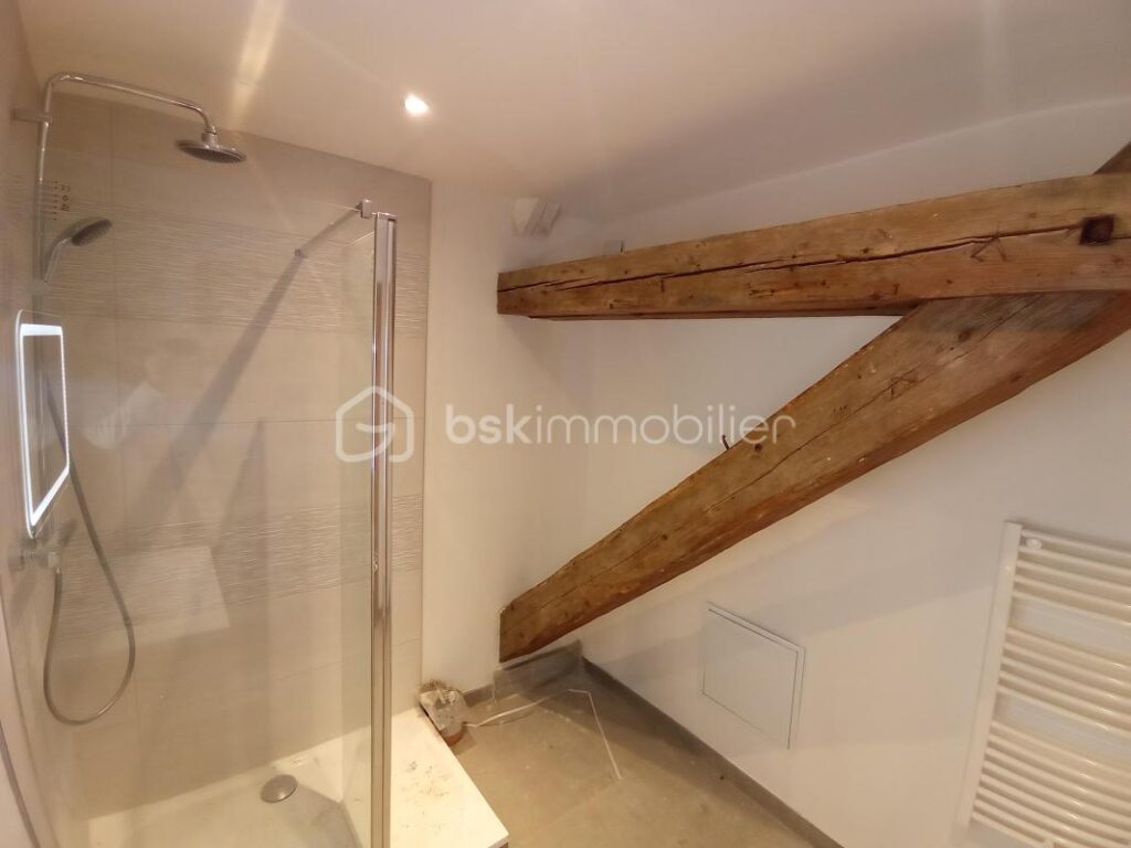 LE REVE EST ICI ! TRES BEL APPARTEMENT T5 DUPLEX EN DERN. ETAGE, 3 CHAMBRES, GRAND JARDIN DE 2024 – 5 pièces – 3 chambres – 129 m²