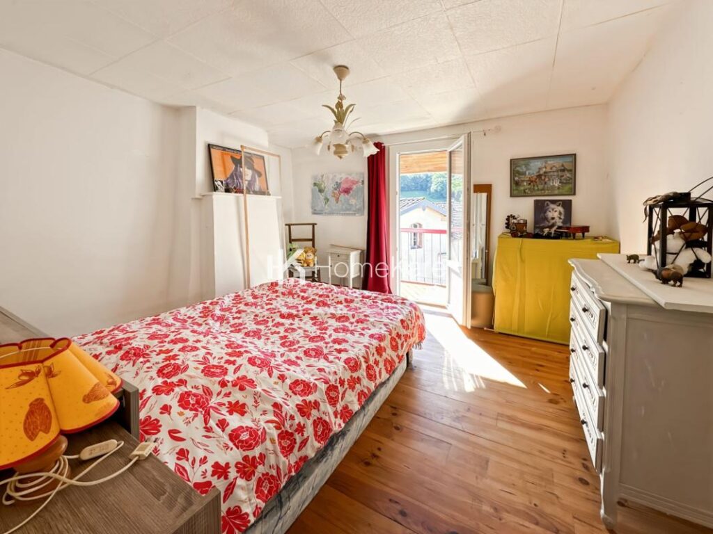 JOLIE MAISON DE VILLAGE AU CALME – 5 pièces – 4 chambres – 90 m²