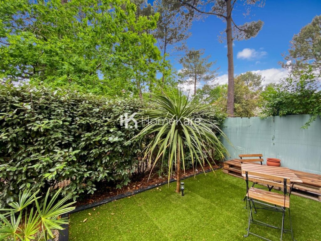 T2 REFAIT A NEUF AVEC JARDIN – 2 pièces – 1 chambre – 40 m²