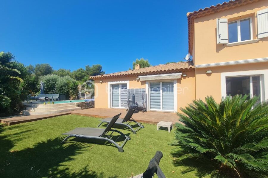 Maison à vendre à Carqueiranne