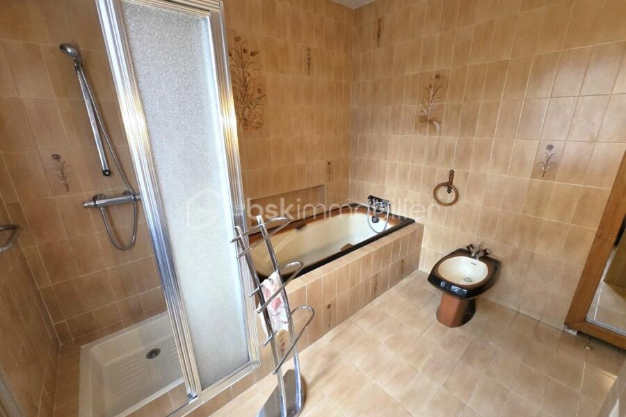 Maison à vendre à Gouarec