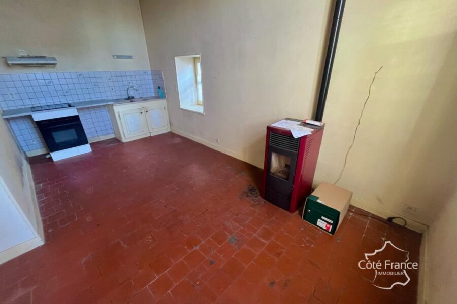 Maison à vendre à Molesmes