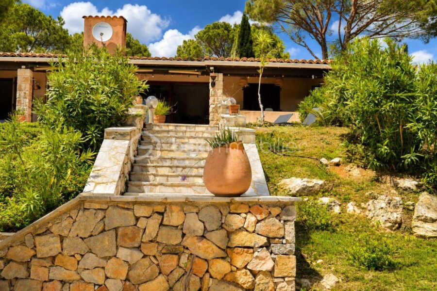 Maison à vendre à Seillans