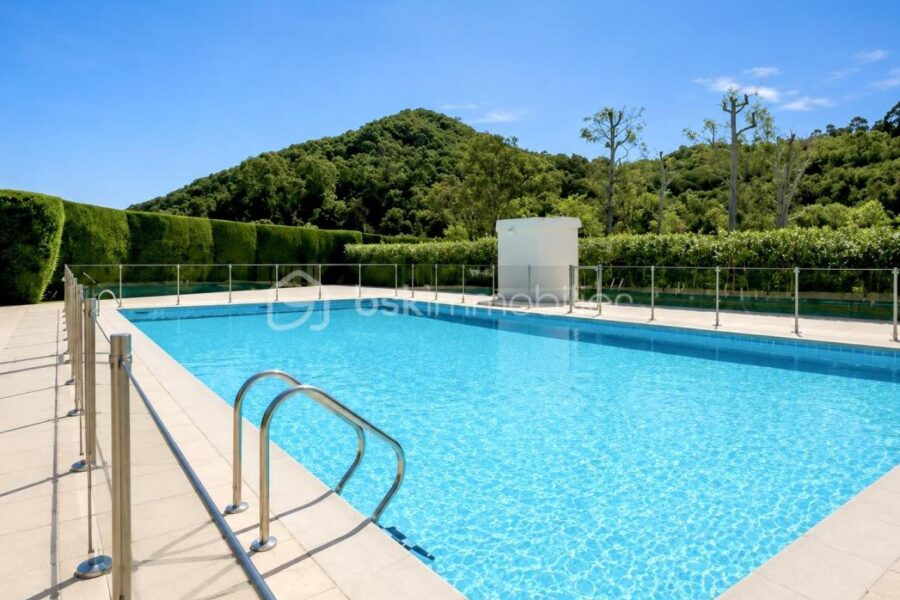 Appartement à vendre à Mandelieu la napoule