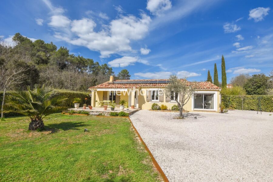 Maison à vendre à Entrecasteaux