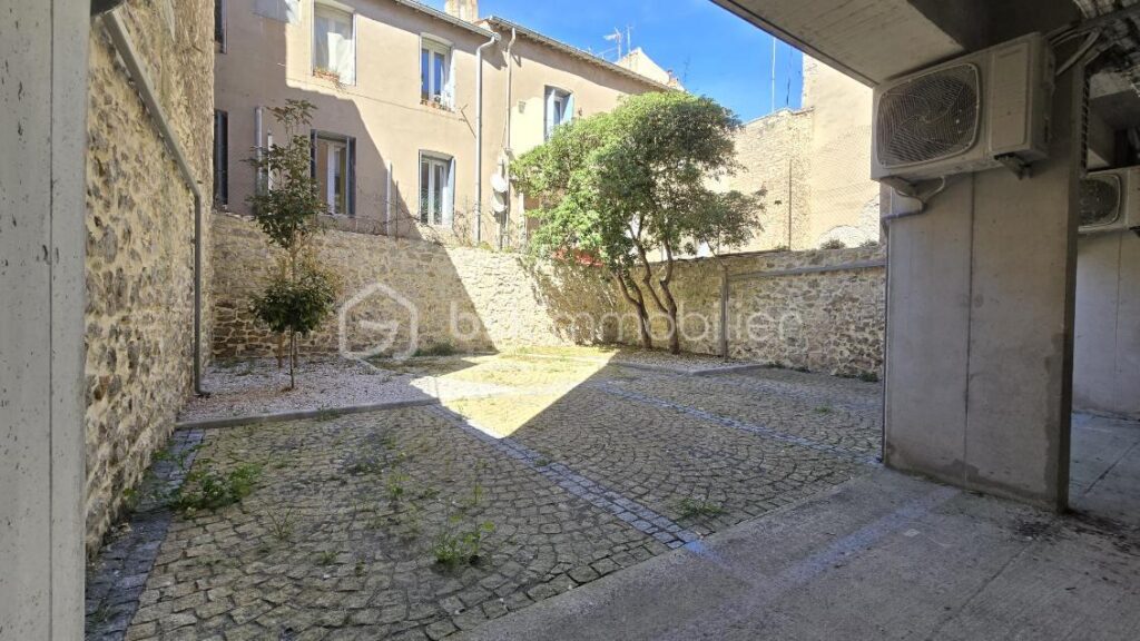 T3 en Duplex d’exception avec terrasse, vue Saint-Clair – haut standing à Sète – 3 pièces – 2 chambres – 81 m²