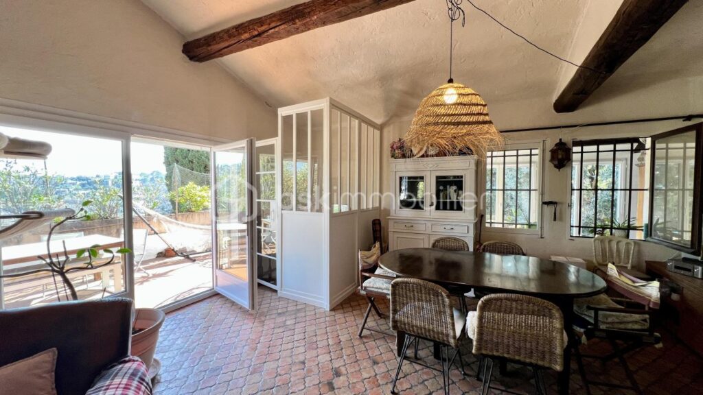 Villa 7 pièces La Colle-sur-Loup – Vue Saint-Paul-de-Vence – Maison d&rsquo;ami indépendante – 7 pièces – 5 chambres – 225 m²