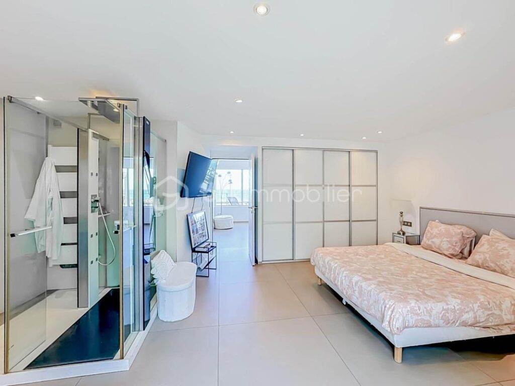 UNIQUE *** Magnifique Appartement T5 de 160m2 avec terrasse de 50m2 Vue Mer à PALAVAS *** – 5 pièces – 3 chambres – 160 m²