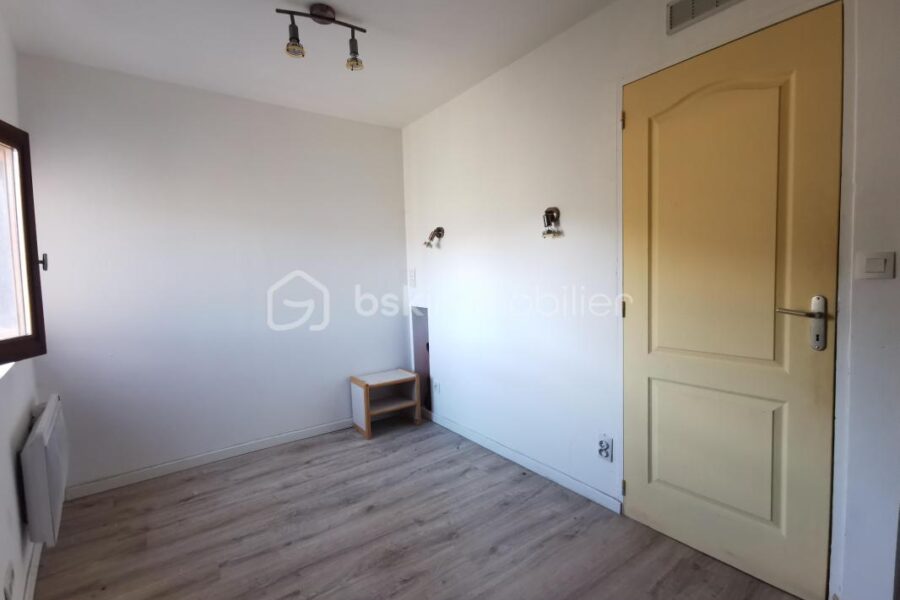 Maison à vendre à Thoard — Vue montagne — photo 12