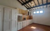 🏡 **Maison de village pleine de charme au cœur de Sault – 156 m² env. avec fort potentiel !** 🏡 – 6 pièces – 5 chambres – 156 m²